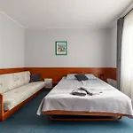Guest house Bursztynowa 3*