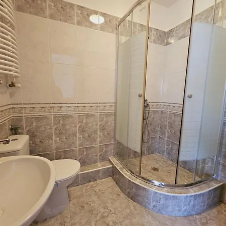 Vendégház Bursztynowa 3*