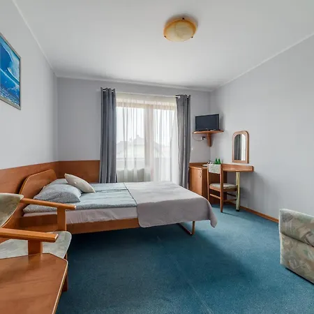 Bursztynowa 3*