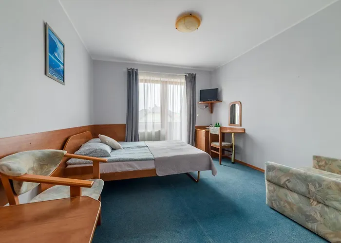 Bursztynowa 3*